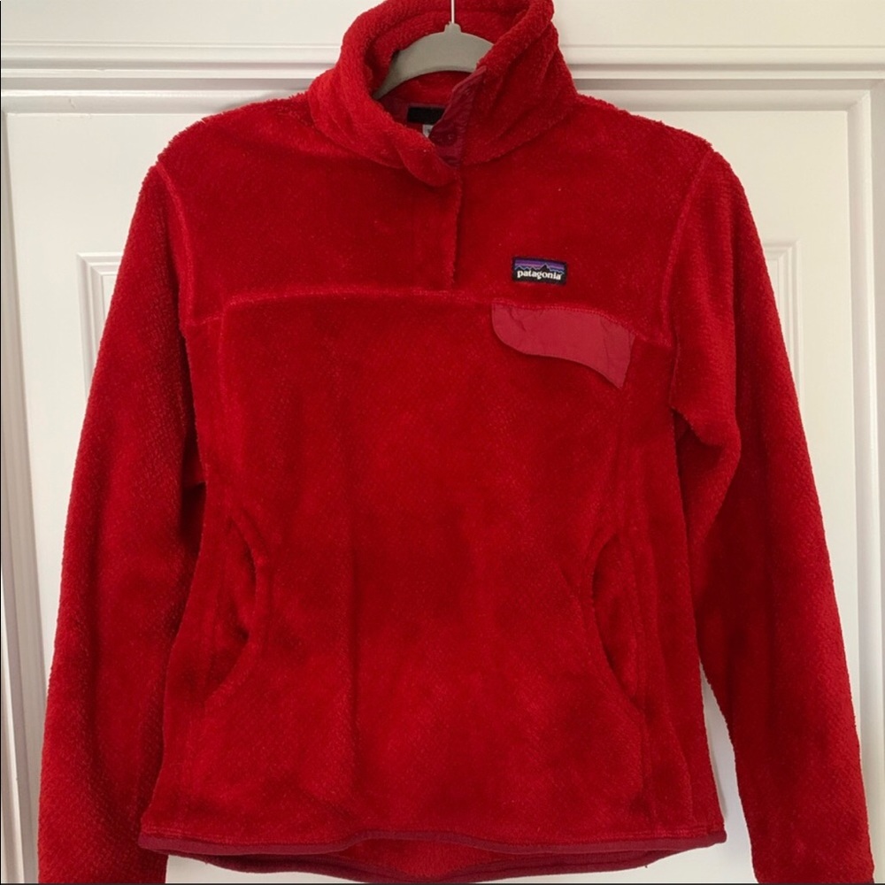 Patagonia - women’s red medium
